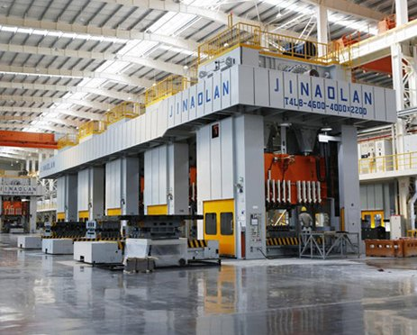 Die Zukunft der Metallumformung: Trends bei pneumatischen Pressmaschinen