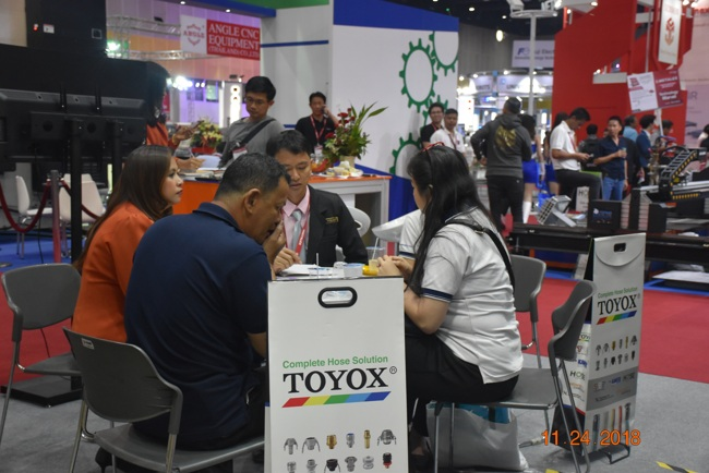 Produkteigenschaften der H-Rahmen-Einzelkurbelpresse